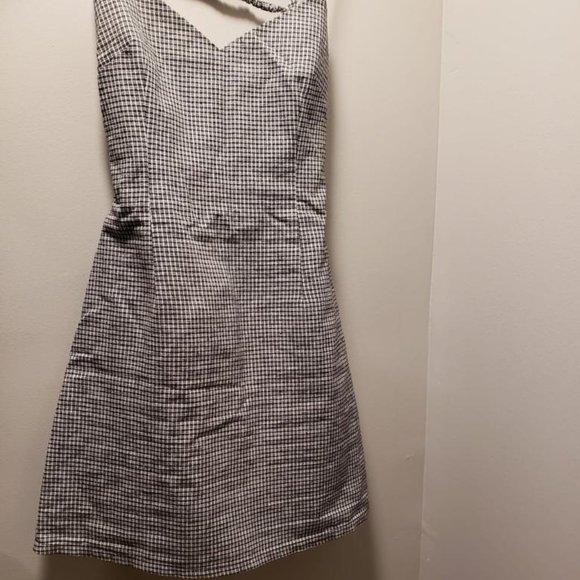 Mini Dress - Picture 2 of 4